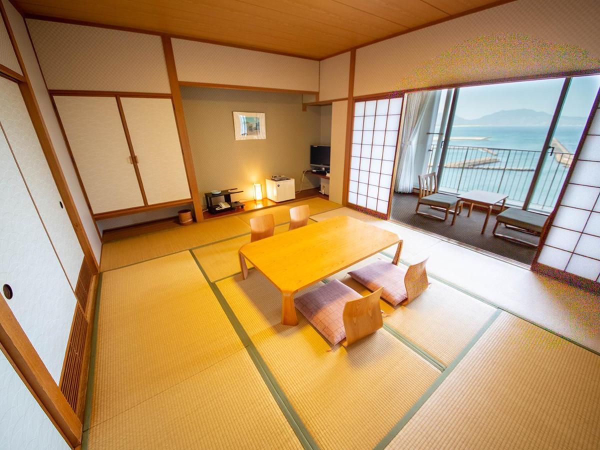 Отель Kokumin Shukusha Marine Terrace Ashiya Китакюсю Экстерьер фото